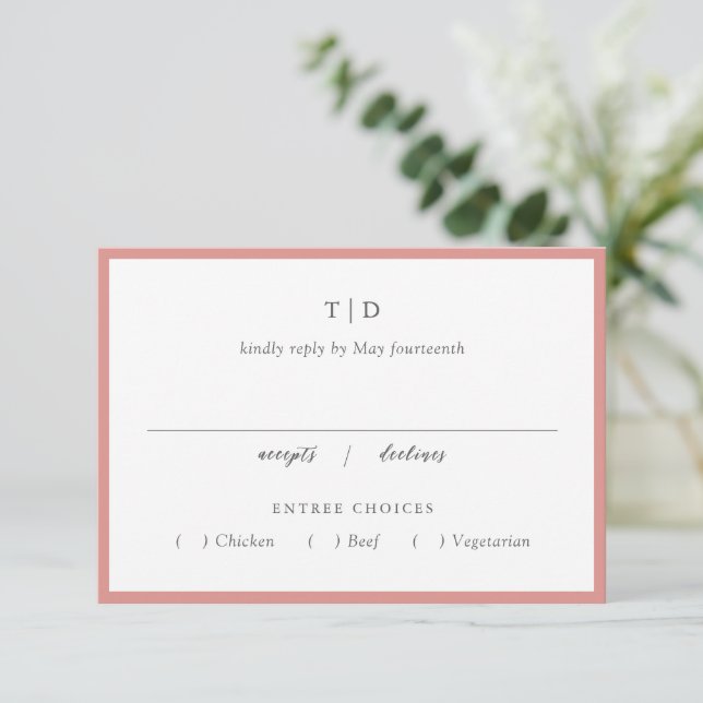 Elegant Coral Rosa Monogram Modern Bröllop OSA Kort (Stående Fram)