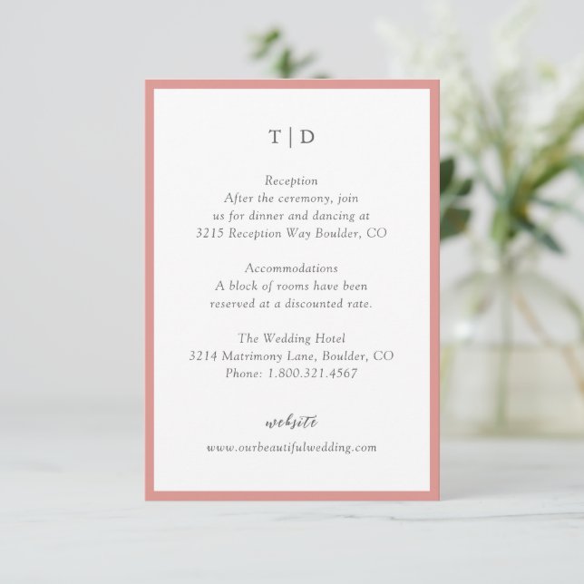 Elegant Coral Rosa Monogram Modern Bröllop Tilläggskort (Stående Fram)