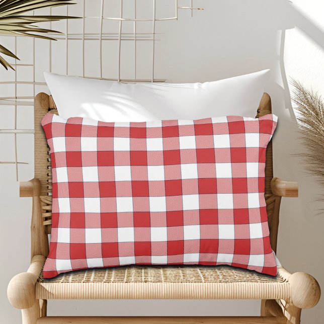 Elegant Countryside Picnic White Red Checkered Prydnadskudde (Skapare uppladdad)