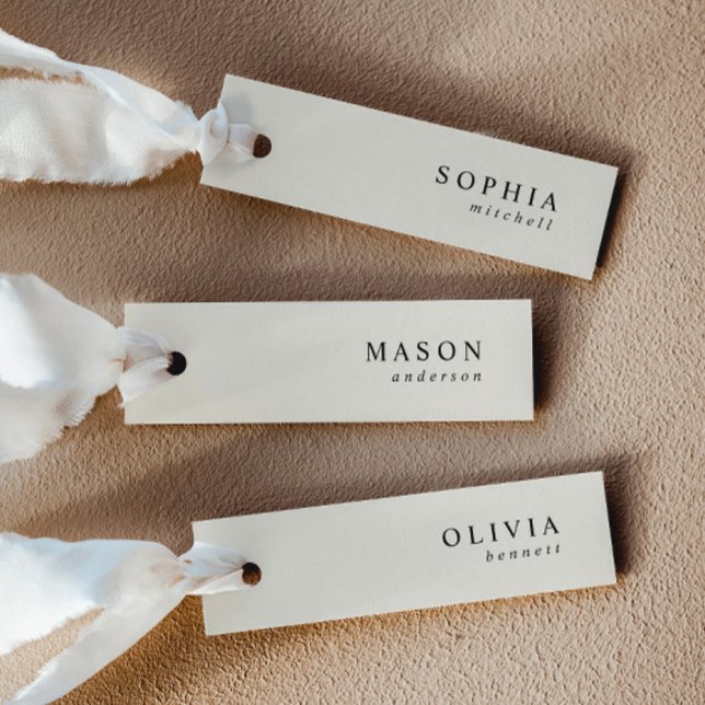 Elegant Cream Bröllop Namn ortkort Inbjudningar (Skapare uppladdad)