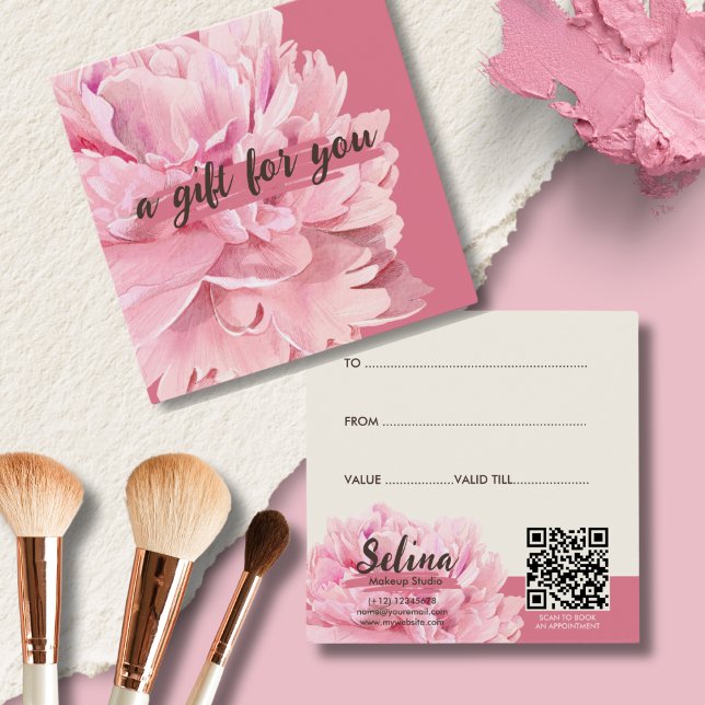 Elegant Cream  Rosa Blommigt Makeup Studio Fyrkantigt Visitkort (Skapare uppladdad)