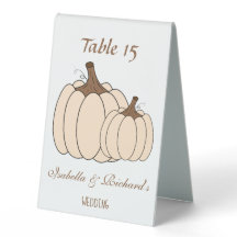 Elegant Creamy Pumpkins Fall Wedding Bord