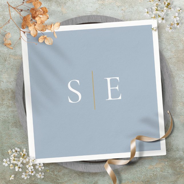 Elegant dammig blå och guldmonogram minimalism pappersservett (Elegant Dusty Blue And Gold Monogram Minimalist Napkins)