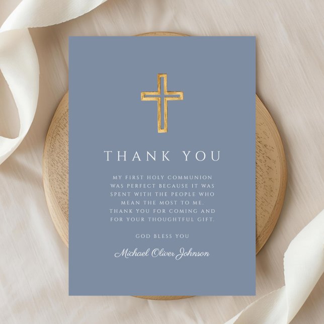 Elegant dammig blå religiös kors första kommunion tack kort (Elegant Dusty Blue Religious Cross First Communion Thank You Card)