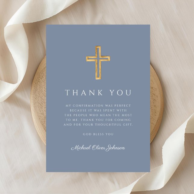 Elegant dammig blå religiös korskonfirmation tack kort (Elegant Dusty Blue Religious Cross Confirmation Thank You Card)