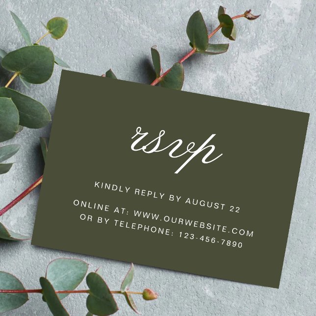 Elegant dammig grön script klassisk bröllop OSA kort (Elegant dusty green script RSVP cards add classic elegance while simplifying guest responses.)