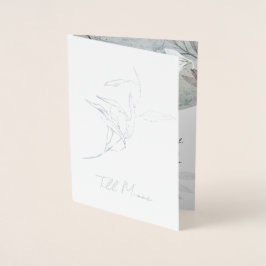 elegant design and timeless typograph folierat kort