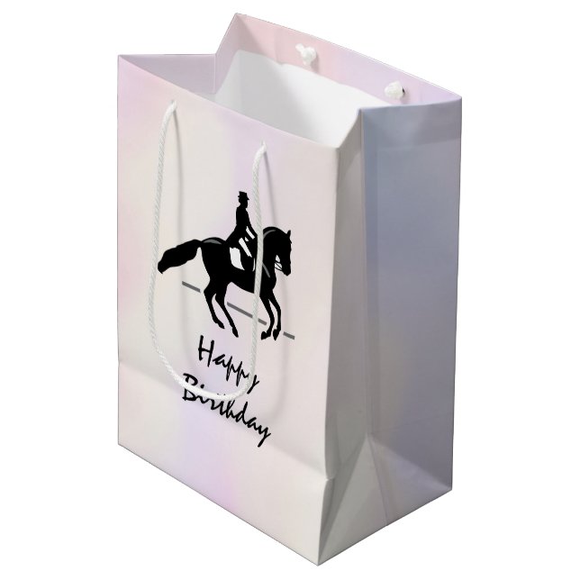 Elegant Dressage Rider på vattenfärgsbakgrund (Framsidan Vinklad)