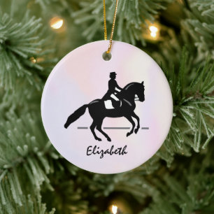 Elegant Dressage Rider på vattenfärgsbakgrund Julgransprydnad Keramik