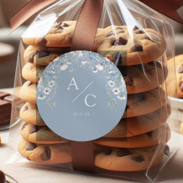 Elegant Dusty Blåa blommor Blommigt Bröllop Runt Klistermärke