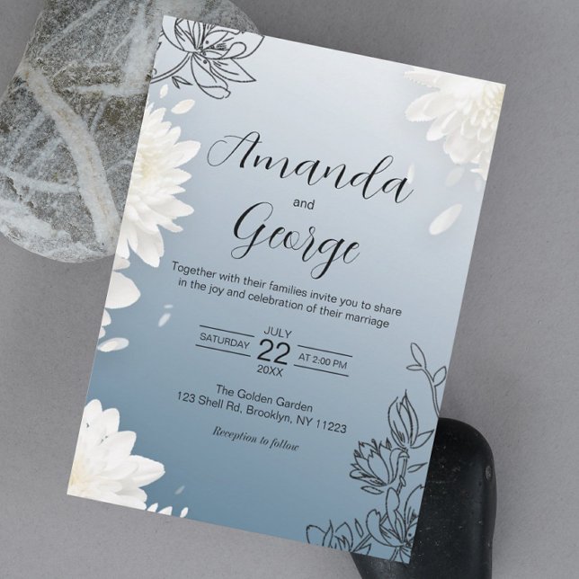 Elegant Dusty Blue Blommigt Bröllop Inbjudningar (Elevate your special day with this captivating floral dusty-blue wedding invitation.)
