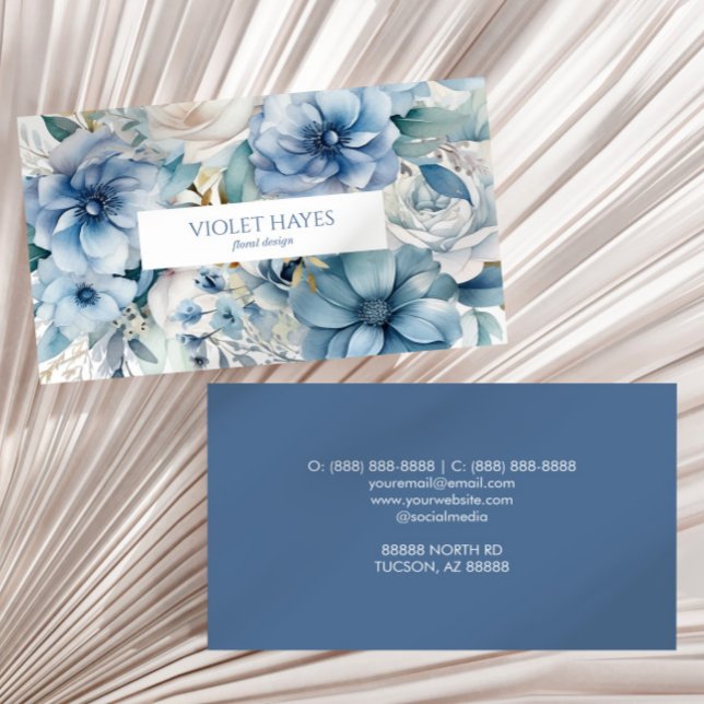 Elegant Dusty Blue Blommigt Flowers Anpassningsbar Visitkort (Skapare uppladdad)