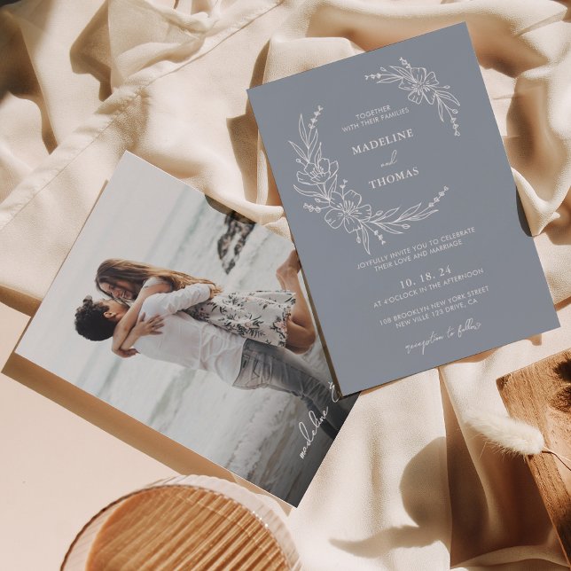 Elegant Dusty Blue Blommigt Utandning Foder till B Inbjudningar (Skapare uppladdad)