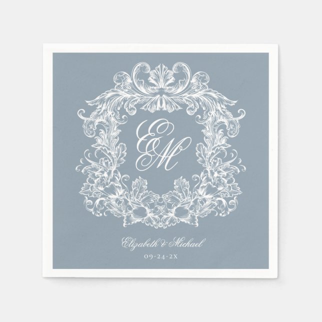 Elegant Dusty Blue Monogram Crest Script Wedding Pappersservett (Framsidan)