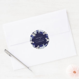 Elegant Dusty Blue Navy Blommigt Bröllop Runt Klistermärke
