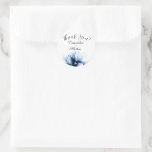Elegant Dusty Blue Navy Flowers Bröllop Runt Klistermärke