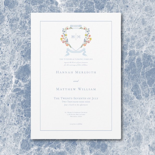 Elegant Dusty Blue Pastel Wildblomma Vapensköld Br Inbjudningar (Elegant Dusty Blue Pastel Wildflower Crest Wedding Invitation)