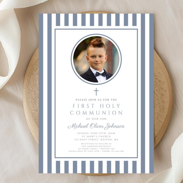 Elegant Dusty Blue Photo Boy First Communion Inbjudningar (Elegant Dusty Blue Photo Boy First Communion Invitation)
