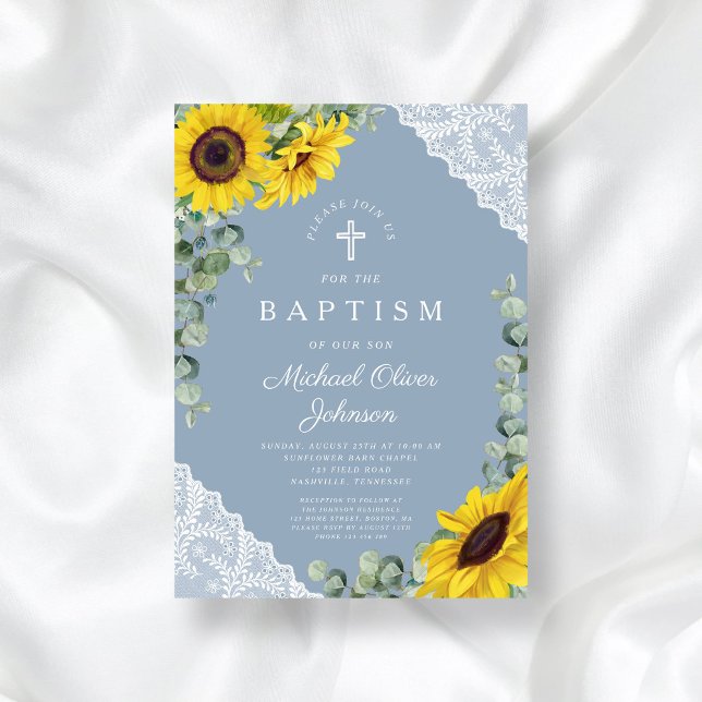 Elegant Dusty Blue Sunblommblommor Kor Baptism Inbjudningar (Elegant Dusty Blue Sunflowers Cross Baptism Invitation)