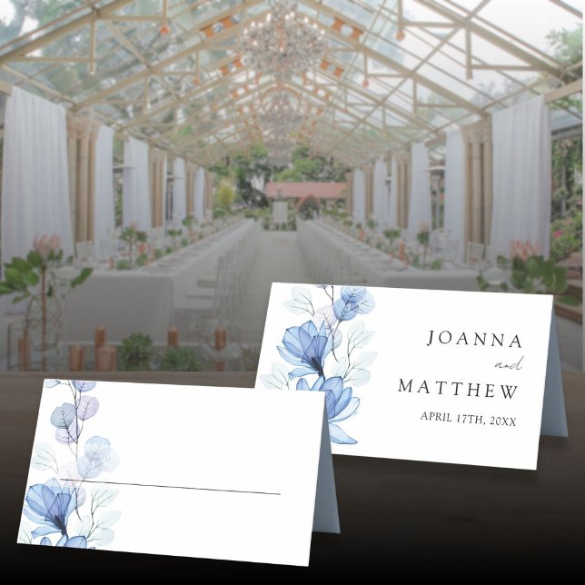Elegant Dusty Blue Transparent Blommigt Bröllop Placeringskort (Elegant Dusty Blue Transparent Floral Wedding Place Card)