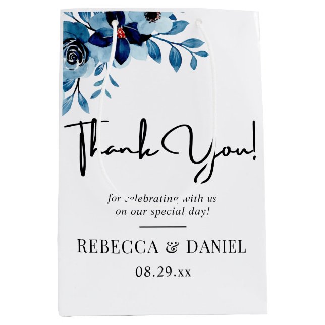 Elegant Dusty Blue Watercolor Flower Bouquet (Framsidan)