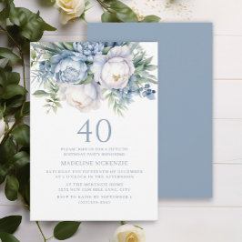 Elegant Dusty Blue White Blommigt 40 födelsedagar Inbjudningar
