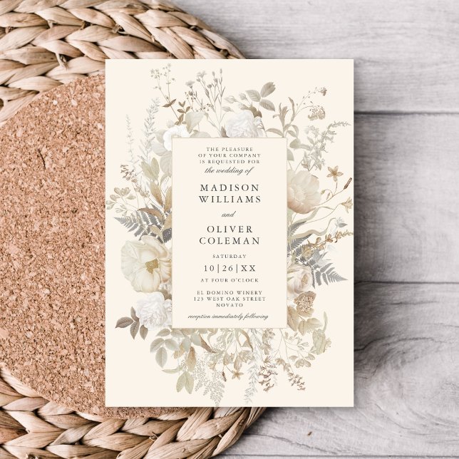 Elegant Earthy Blommigt Cream Chic Bröllop Inbjudningar (Skapare uppladdad)