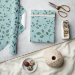 Elegant Eggshell Blue Watercolor Foliage Mönster Presentpapper<br><div class="desc">NewParkLane - Elegant Wrapping Papper,  med ett vackert mönster av grönt löv i vattenfärg mot en gshell blue bakgrund. En enkel men elegant design för bröllop eller något annat festligt tillfälle.</div>