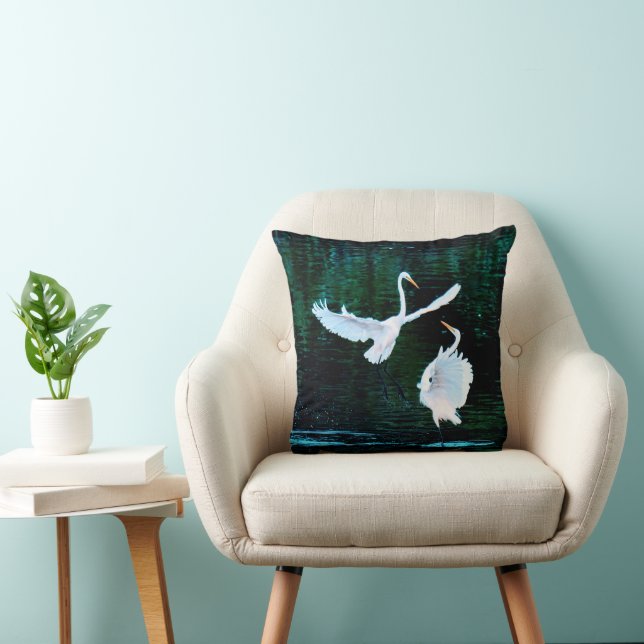 Elegant Egrets in Dance Kudde (Stol)
