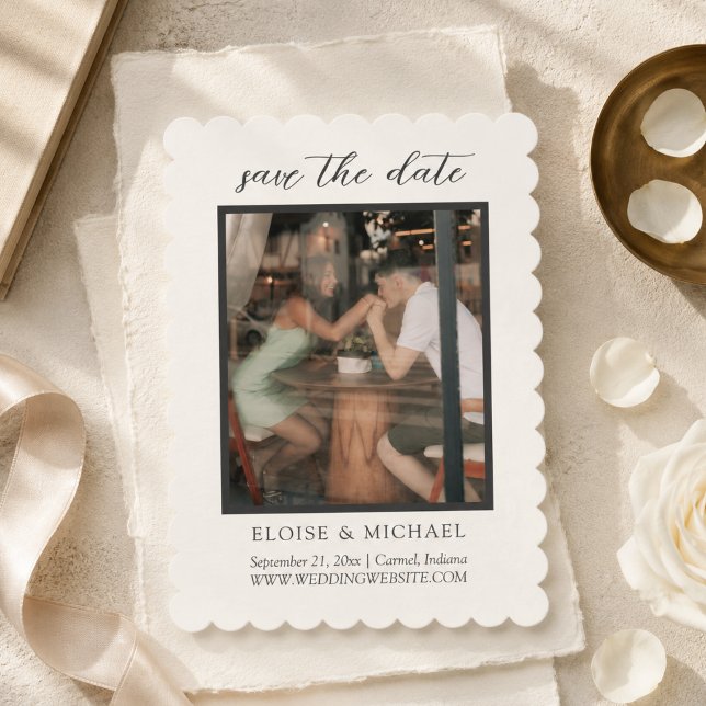 Elegant Elfenbensfärgad Räfflad Foto Spara Datumet (Elegant Ivory Scalloped Photo Save The Date
)