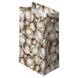 Elegant Elfenbensvit Silver Guld Kulor Ornament Mø