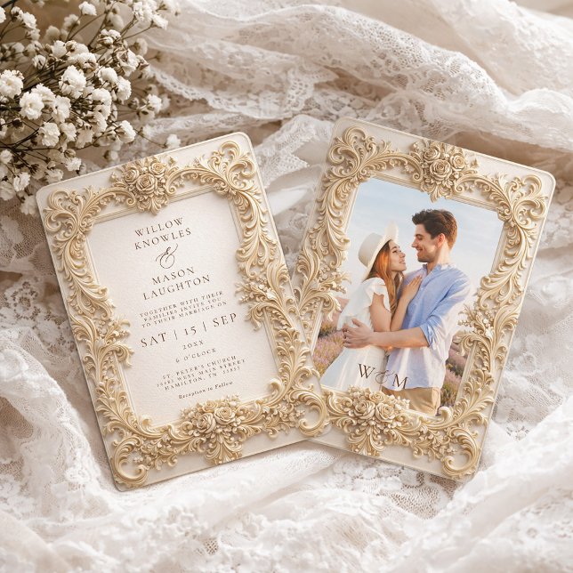 Elegant Embossed Style Frame Baroque Wedding Inbjudningar (Elegant Baroque Gold Photo Frame Wedding Invitation)