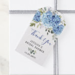Elegant Eucalyptus Blue Hydrangea Favor Tack Presentetikett<br><div class="desc">Koppla de här märkrna till din bröllopsfavoriter för att tacka gästerna i sommaren stil. All text är redigerbar för den slutliga anpassningen.</div>