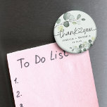 Elegant Eukalyptus Tack Bröllop Magnet<br><div class="desc">Dammigt ljust grönt med akvarell eukalyptusblad magnet med tack med hjärta som förbinder namn och datum. Perfekt idé för bröllopsfavoriter eller presenter till gäster för alla tillfällen.</div>