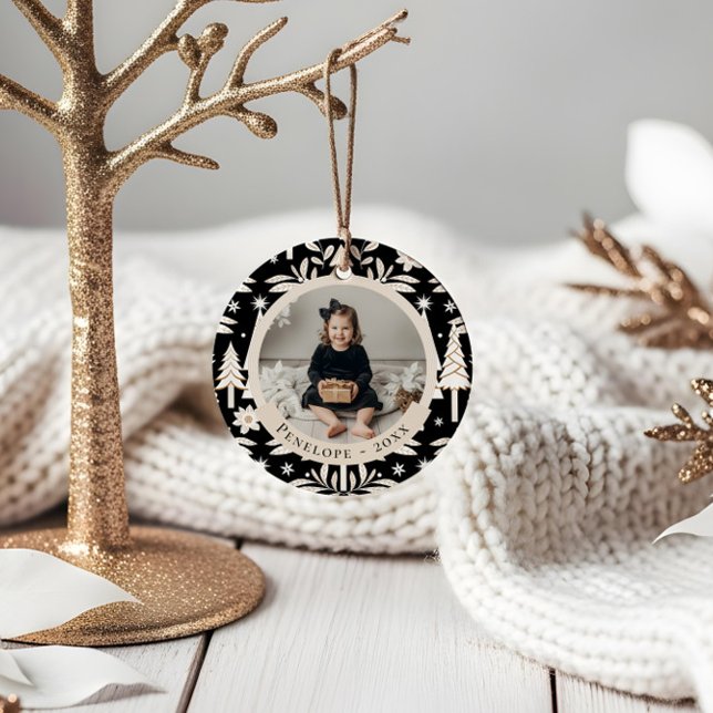 Elegant Evergreen Träd & Blommigt Photo jul Julgransprydnad Keramik (Elegant Evergreen Trees & Floral Photo Christmas Ceramic Ornament)