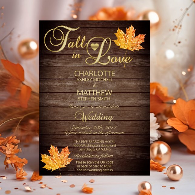 Elegant FALL I KÄRLEK Rustic Wood Bröllop QR-koden Inbjudningar (Elegant FALL in LOVE Rustic Wood Wedding QR Code Invitation)