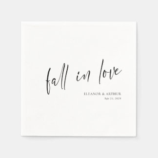 Elegant Fall in Love Script Minimalist Wedding Pappersservett