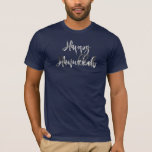 Elegant Faux Silver Grått Script Lycklig Hanukkah T Shirt<br><div class="desc">Faux Silver Grått Script Elegant Lycklig Hanukkah Party Shirt</div>
