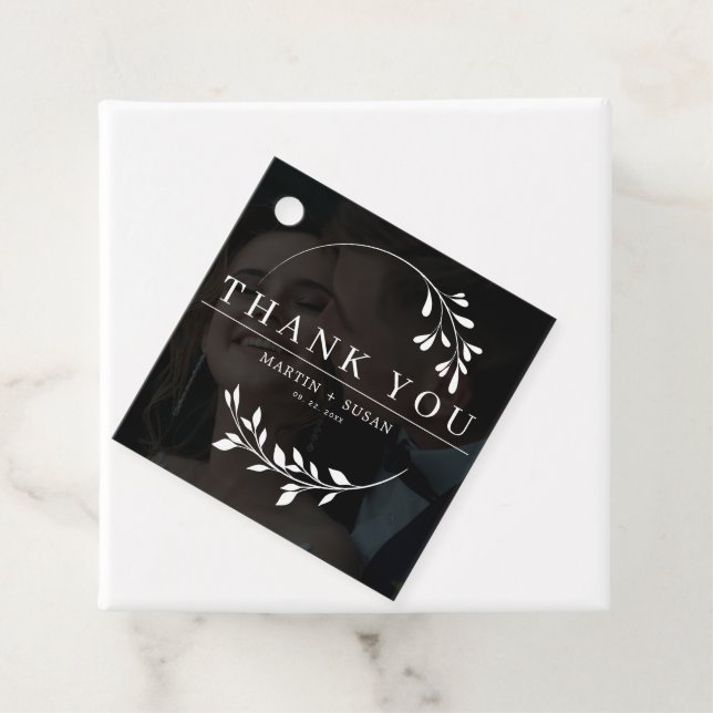 Elegant Faux Vellum Effect Overlay Photo Bröllop Gåvor Etiketter (På plats)