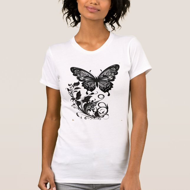 Elegant Filigree Butterfly T-Shirt (Framsida)