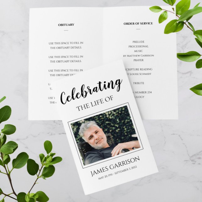 Elegant Firande i programmet Life Memorial Reklamblad (Skapare uppladdad)