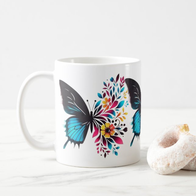 Elegant-fjäril och blommigt mugg (Med munk)