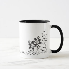 Elegant fjäril och blomstermotiv i linjekonst runt mugg
