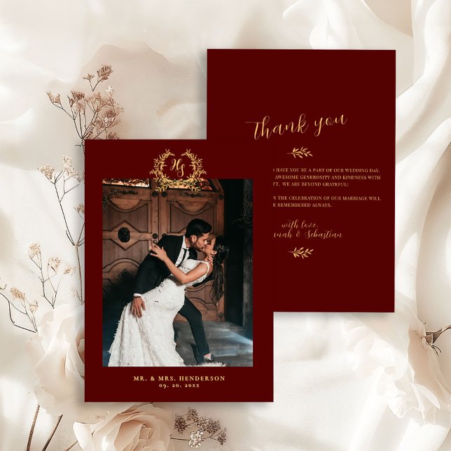 Elegant Floral Crest Burgundy Gold Tack Kort (Skapare uppladdad)