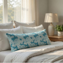 Elegant Floral Cushion with Vintage Charm Kroppskudde