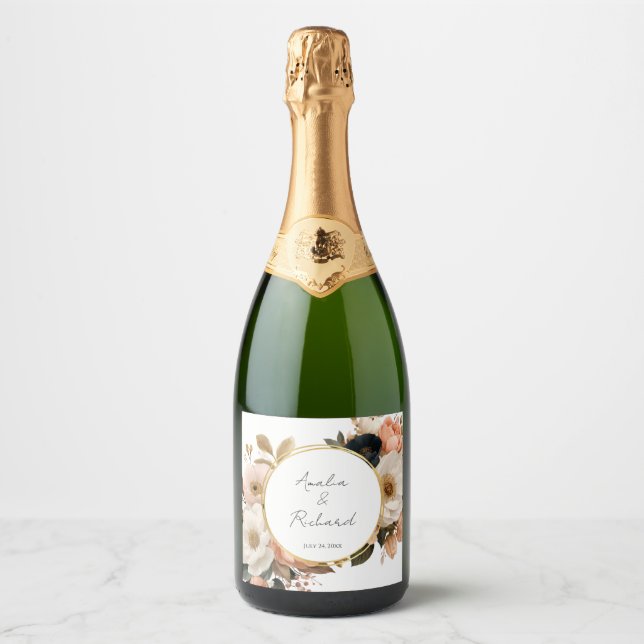 Elegant Floral Personalized Wedding Bottle Labels (Framsida)
