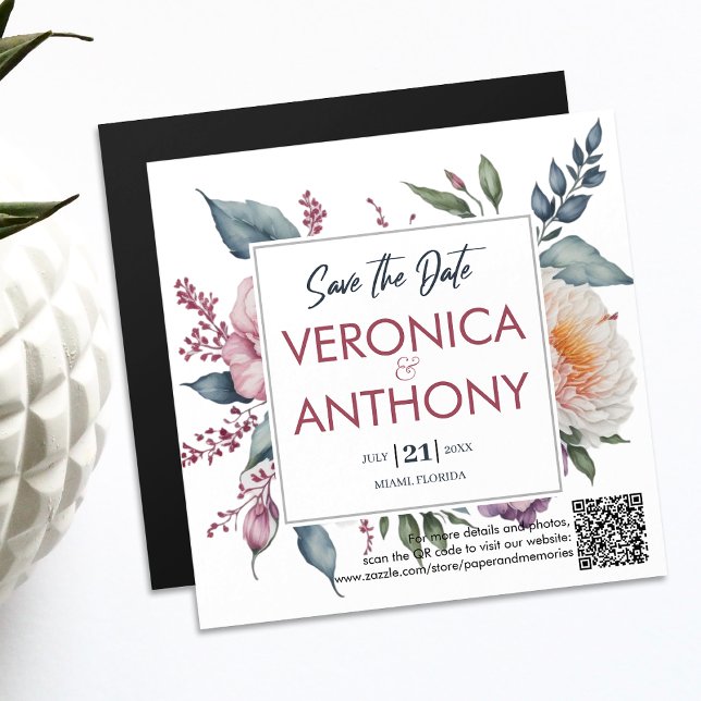 Elegant Floral Save The Date QR Code Wedding Magnetisk Inbjudningskort (Save the Date magnetic card with a QR code. Your guests can easily check your wedding details online)