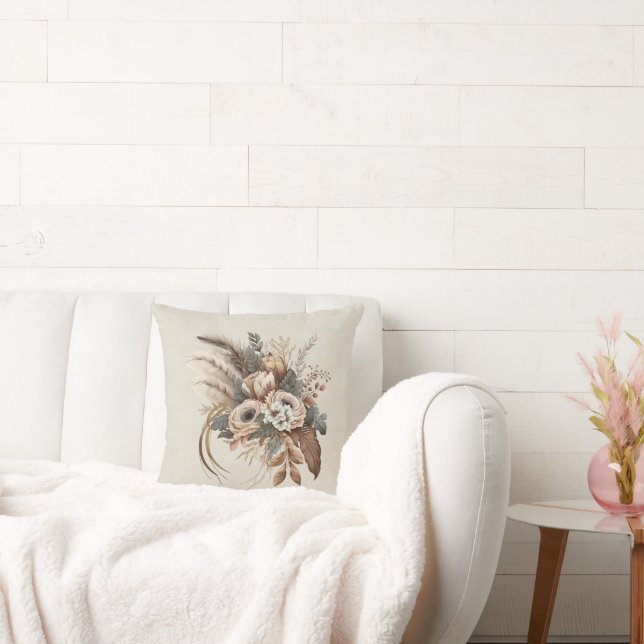 Elegant Flowers Foliage and Feathers Kudde (Soffa)