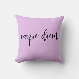 Elegant för Lavender Rosa Carpe Diem  Script Kudde