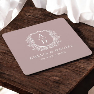 Elegant för Vapensköld av Mauve Monogram Bröllop B Underlägg Papper Kvadrat
